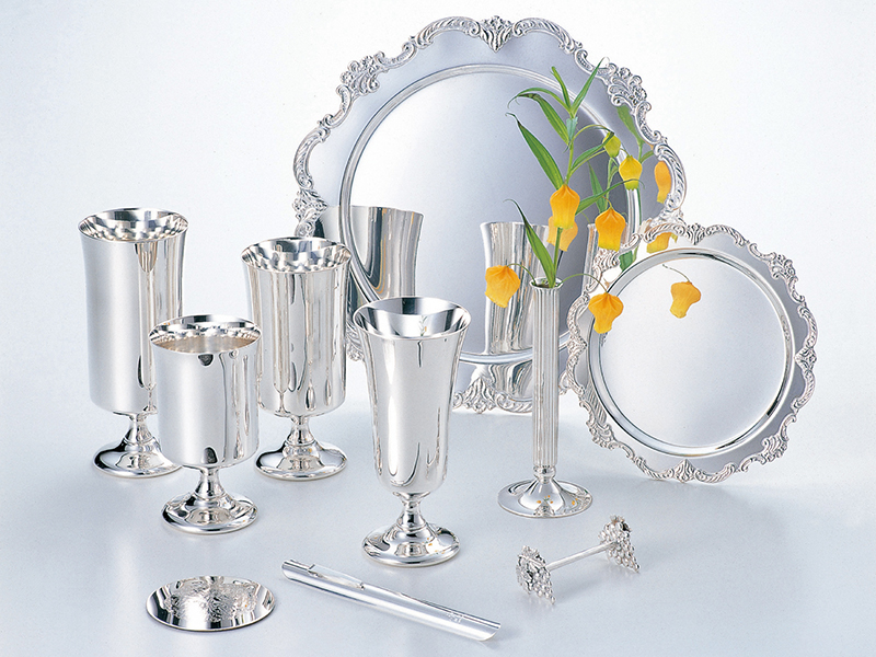 Nickel silver Tray & Flower stand