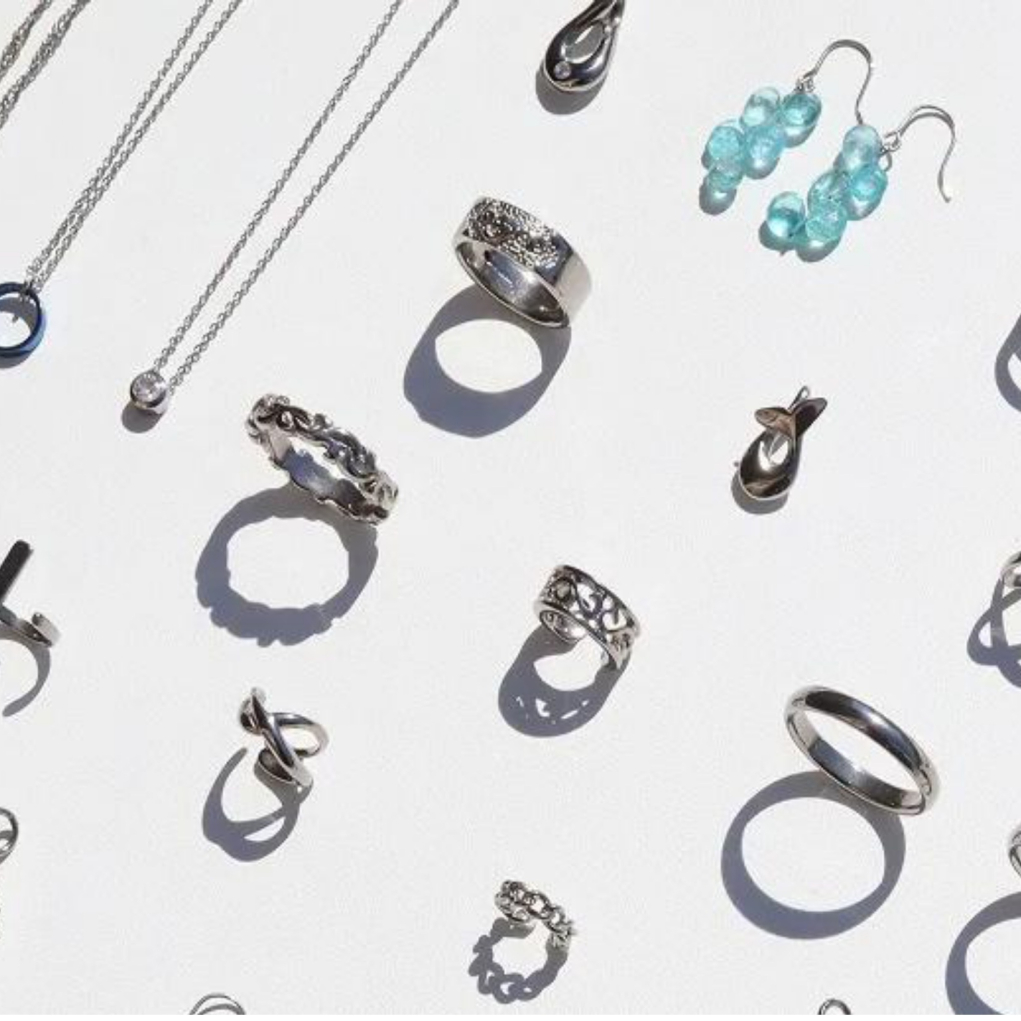 Pure Titanium Accessory Brand “leger”